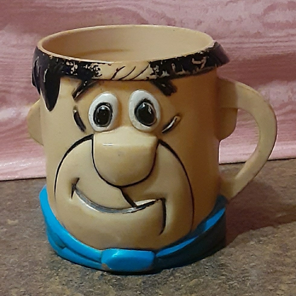 Vintage 1968 Hanna-Barbera Inc. Fred Flintstone Co